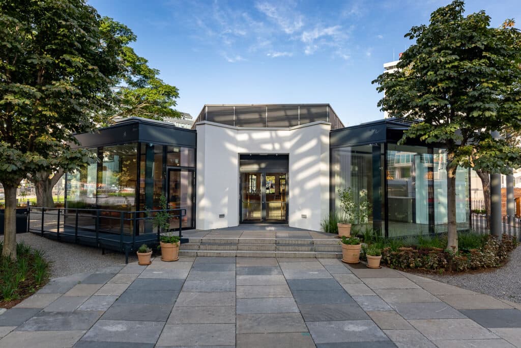 2022_08_KENH_PRATERSTERN_best16_byAkosBurg