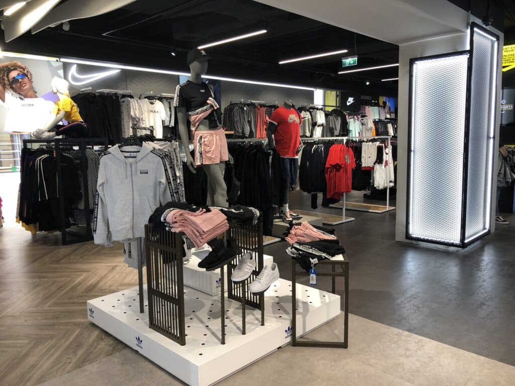 IMG_4039 JD Sports Wien MaHi Produkte