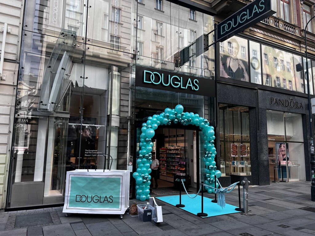 Douglas-Kaerntnerstraße_Projekt-Kraft_01 Douglas Kärntnerstraße Shop- und Büroumbau durch Projekt Kraft